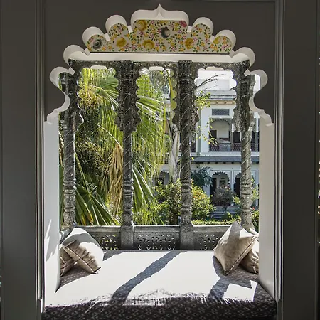 Kintsugi At Rangniwas Hotel Udaipur Exterior photo